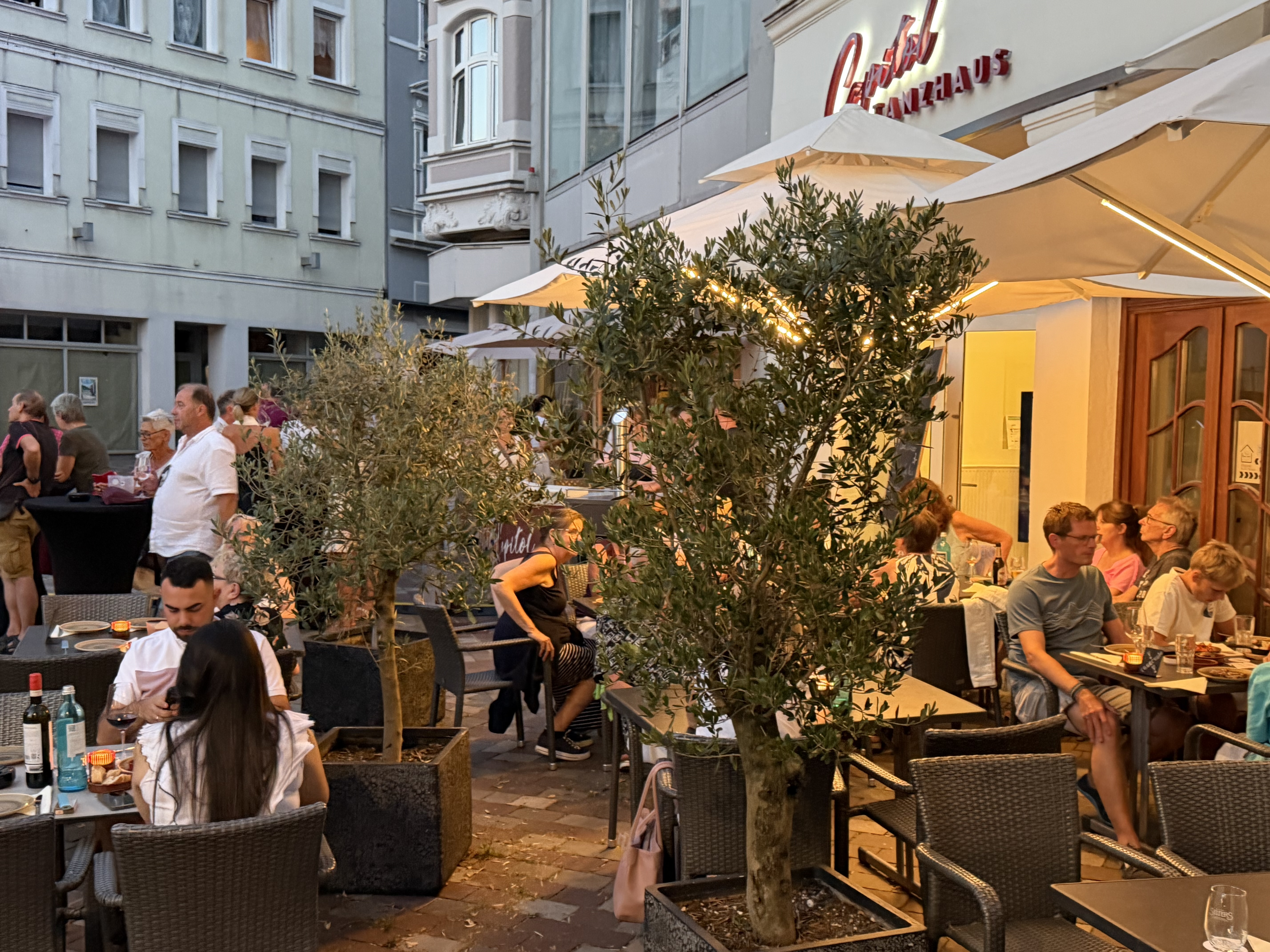 Sommermusik-Abend vor dem Tapas y más in Lüdenscheid